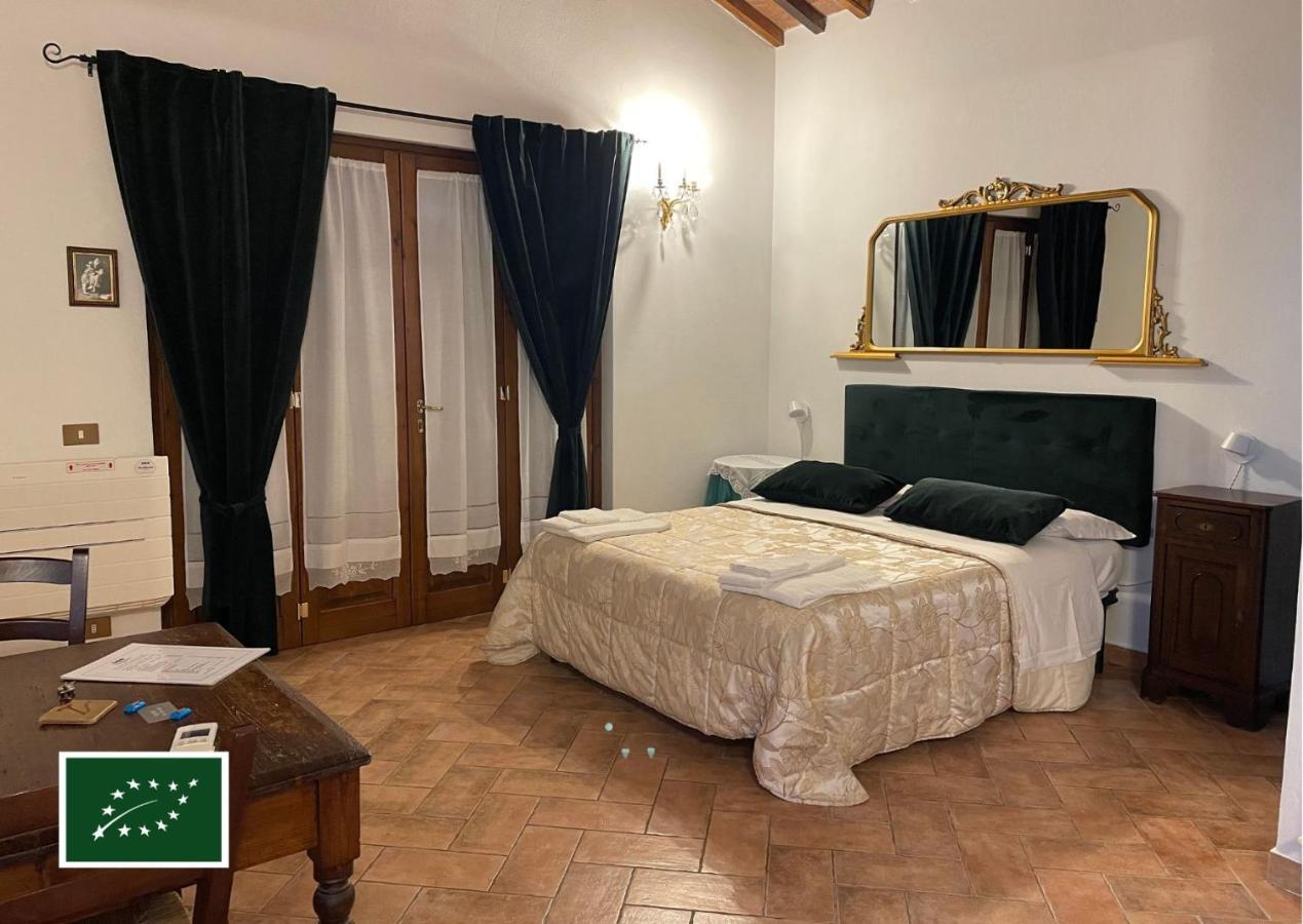 Agriturismo Eco-Bio Villa Vacasio Pitigliano Bagian luar foto